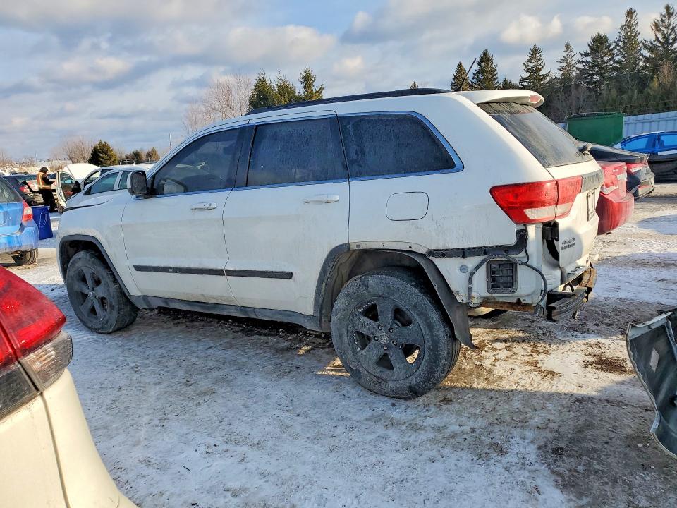 Photo 2 from auction – 2013 JEEP GRAND CHEROKEE with VIN 1C4RJFAG2DC625958