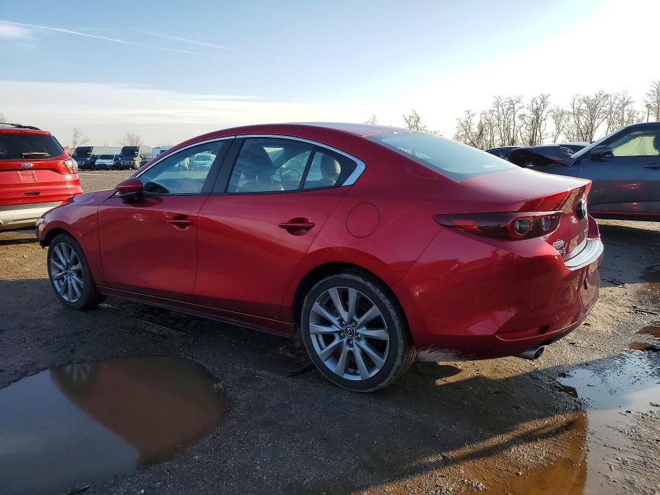 Photo 2 from auction – 2023 MAZDA 3 with VIN 3MZBPACM1PM375165