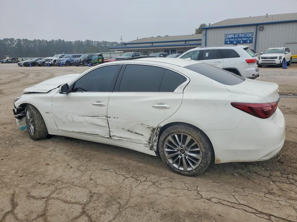 Photo 2 from auction – 2020 INFINITY Q50 with VIN JN1EV7AP5LM206426