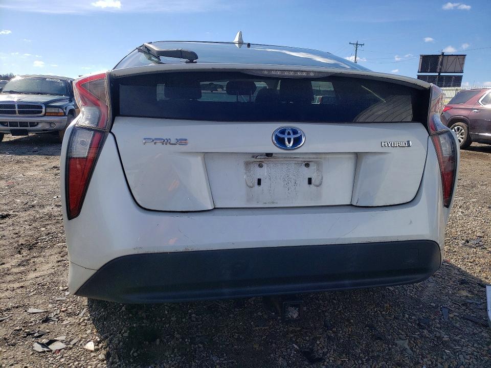 Photo 6 from auction – 2016 TOYOTA PRIUS with VIN JTDKBRFU8G3005621