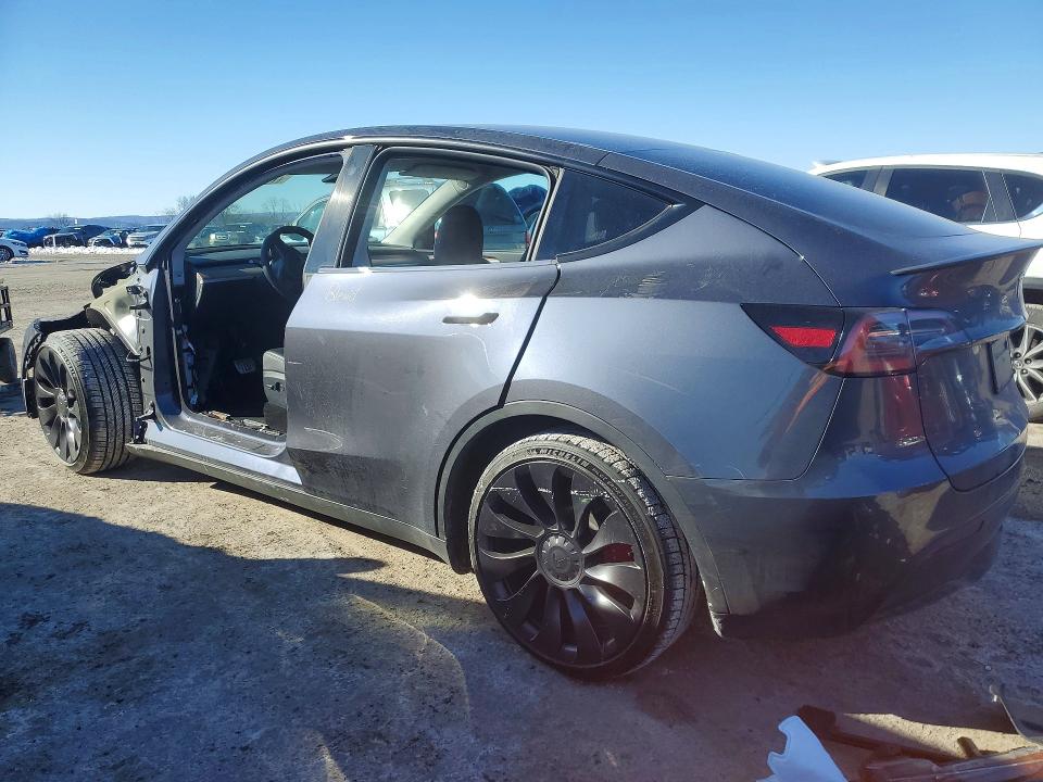 Photo 2 from auction – 2023 TESLA MODEL Y with VIN 7SAYGDEF0PF787601