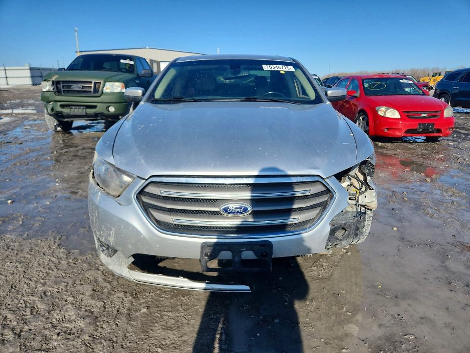 Photo 5 from auction – 2015 FORD TAURUS with VIN 1FAHP2E80FG128897