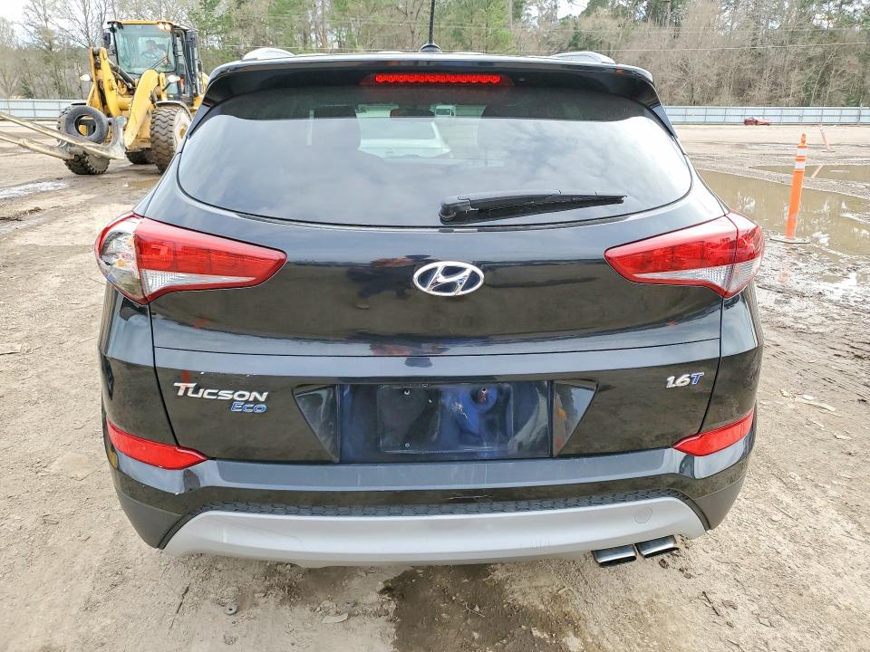Photo 6 from auction – 2017 HYUNDAI TUCSON with VIN KM8J33A29HU371526