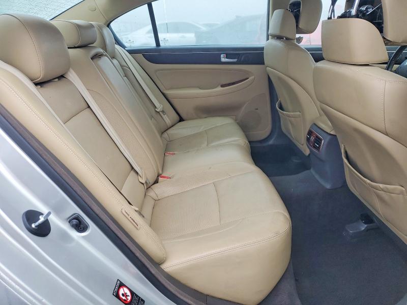 Photo 10 from auction – 2013 HYUNDAI GENESIS with VIN KMHGC4DD9DU255928
