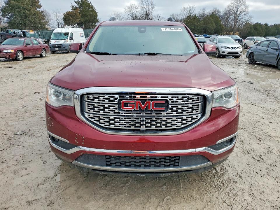 Foto 5 de la subasta – 2017 GMC ACADIA DEN con VIN 1GKKNXLS3HZ187598