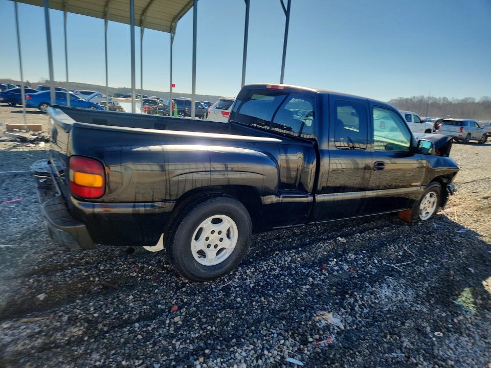 Photo 3 from auction – 2001 CHEVROLET SILVERADO with VIN 2GCEC19V311252039