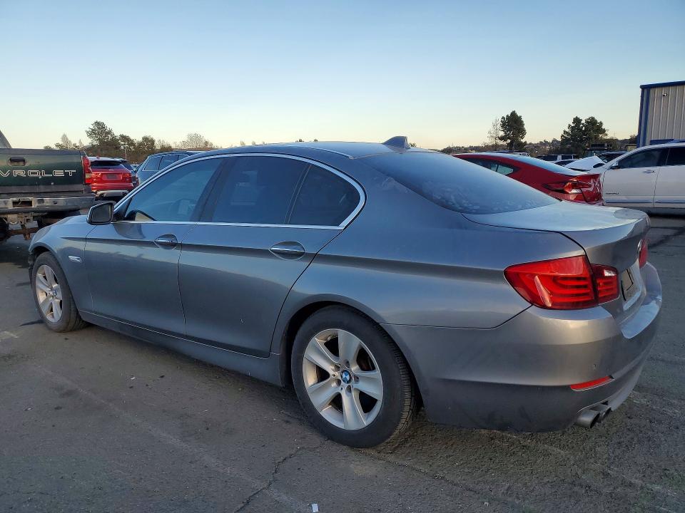 Photo 2 from auction – 2012 BMW 528 with VIN WBAXG5C52CDX03558