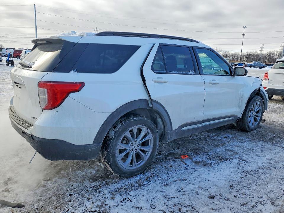 Photo 3 from auction – 2022 FORD EXPLORER with VIN 1FMSK8DH5NGB52660
