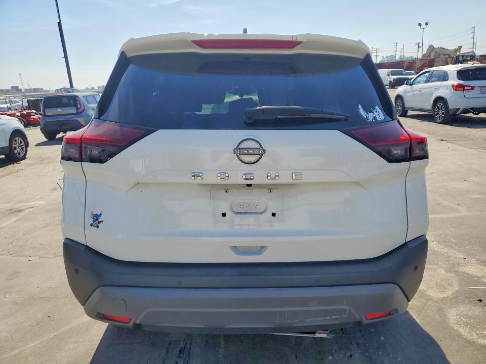Foto 6 de la subasta – 2023 NISSAN ROGUE con VIN 5N1BT3AA1PC845114