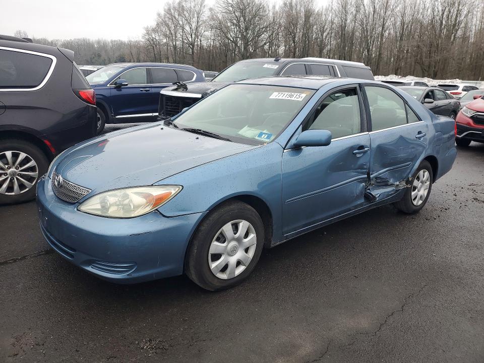 TOYOTA CAMRY LE 2003 with VIN 4T1BE32K93U228467 - Photo from auction
