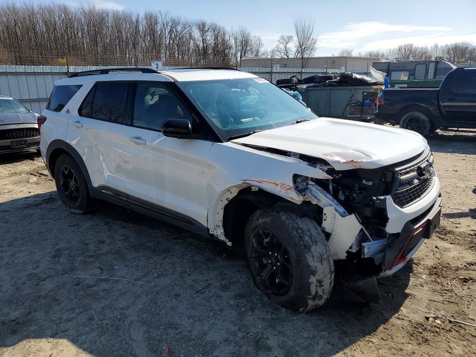 Photo 4 from auction – 2022 FORD EXPLORER with VIN 1FMSK8JH0NGC15278