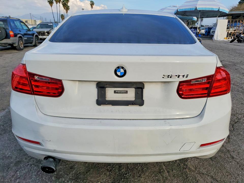 Photo 6 from auction – 2013 BMW 320 with VIN WBA3B1C53DF078292