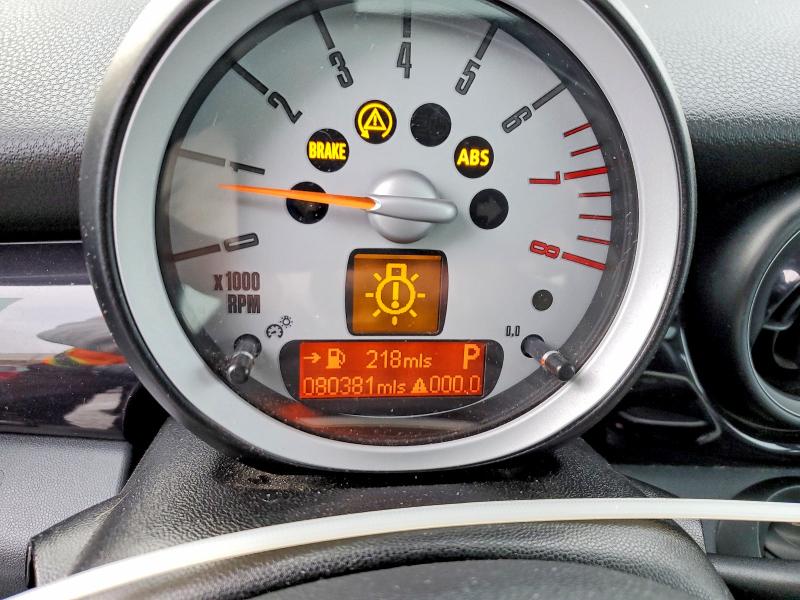 Photo 9 from auction – 2010 MINI COOPER with VIN WMWMF7C54ATZ71869