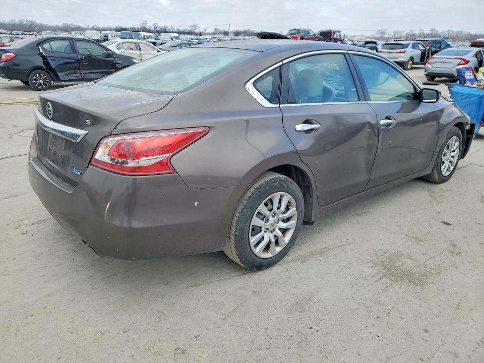 Photo 3 from auction – 2013 NISSAN ALTIMA with VIN 1N4AL3AP3DC109359
