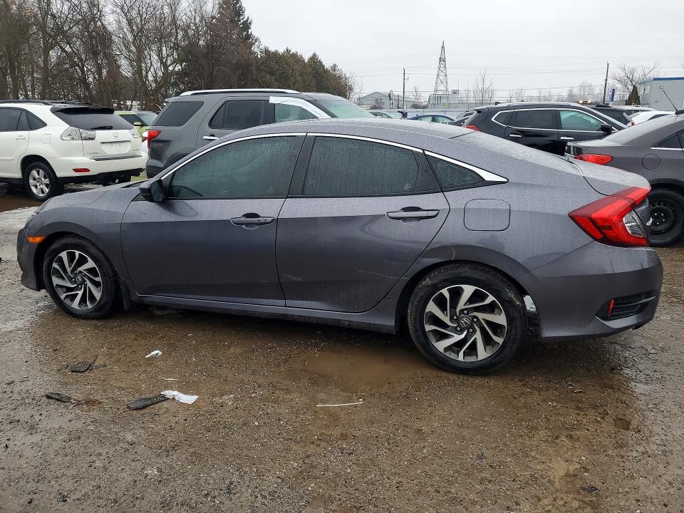 Photo 2 from auction – 2016 HONDA CIVIC with VIN 2HGFC2F74GH022334