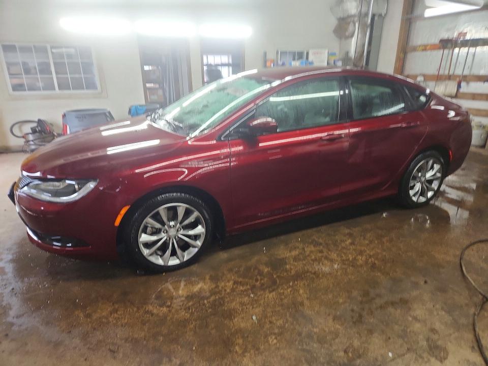 CHRYSLER 200 S 2015 with VIN 1C3CCCBG7FN519028 - Photo from auction