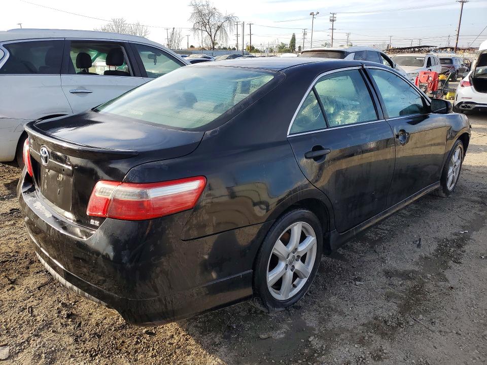 Photo 3 from auction – 2007 TOYOTA CAMRY with VIN 4T1BE46K27U170806