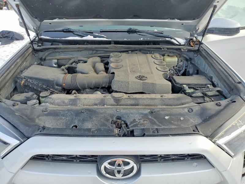 Photo 12 from auction – 2015 TOYOTA 4RUNNER SR with VIN JTEBU5JR9F5263795