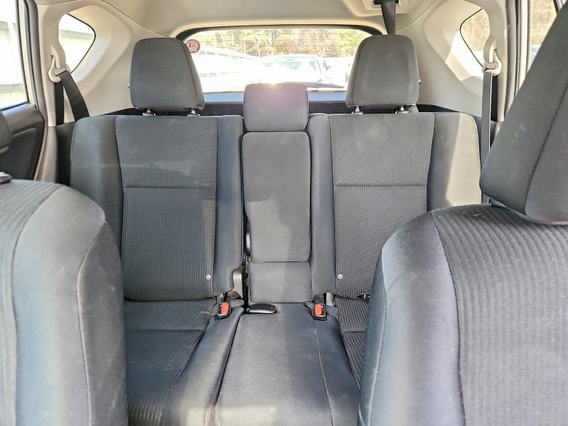 Photo 10 from auction – 2016 TOYOTA RAV4 with VIN 2T3ZFREV7GW303233