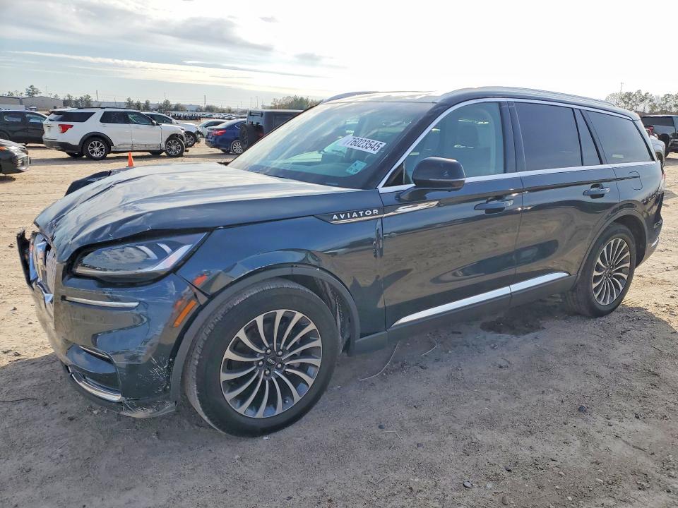 LINCOLN AVIATOR RE 2023 with VIN 5LM5J7WC8PGL23705 - Photo from auction