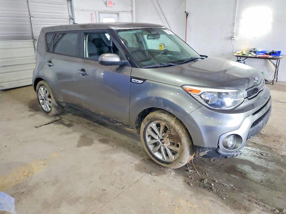 Photo 4 from auction – 2019 KIA SOUL with VIN KNDJP3A54K7696805