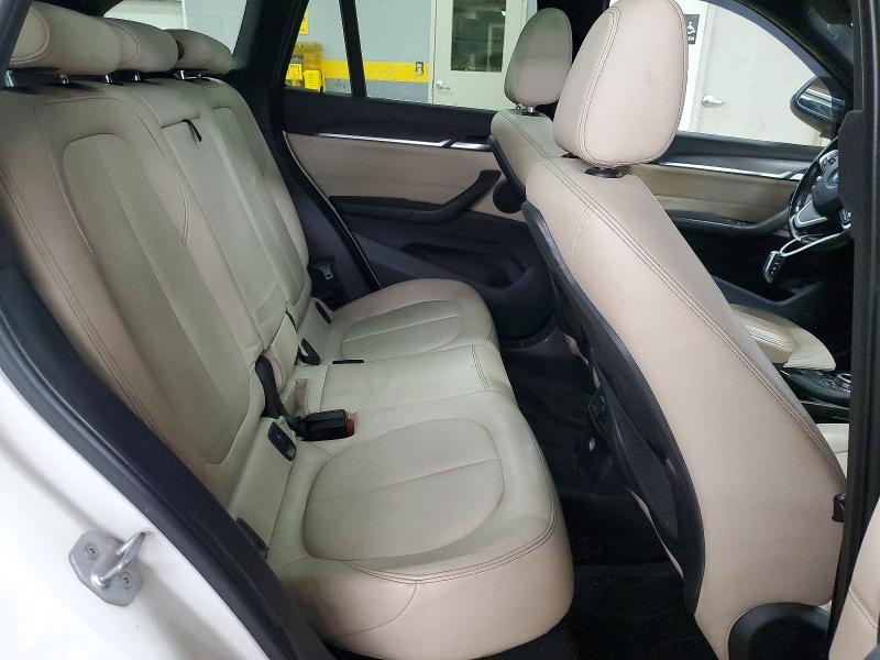 Photo 11 from auction – 2016 BMW X1 XDRIVE2 with VIN WBXHT3C32G5E53296