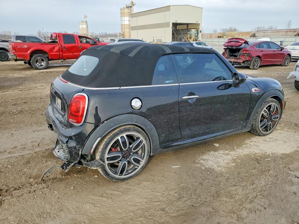 Photo 3 from auction – 2018 MINI COOPER JOH with VIN WMWWH9C55J3A78420