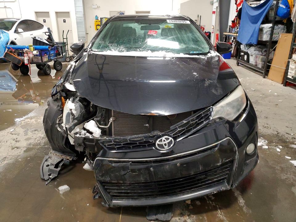 Photo 5 from auction – 2015 TOYOTA COROLLA with VIN 2T1BURHE5FC300052