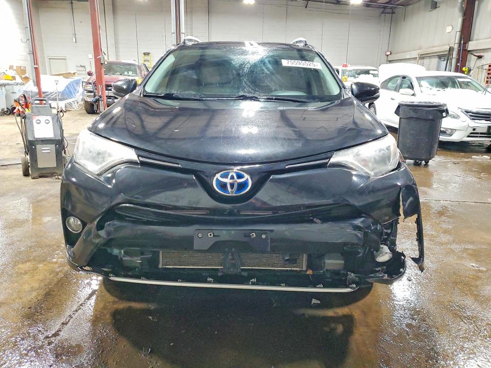 Photo 5 from auction – 2016 TOYOTA RAV4 HV XL with VIN JTMRJREV7GD028569