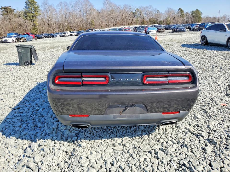 Photo 6 from auction – 2016 DODGE CHALLENGER with VIN 2C3CDZAG8GH131785