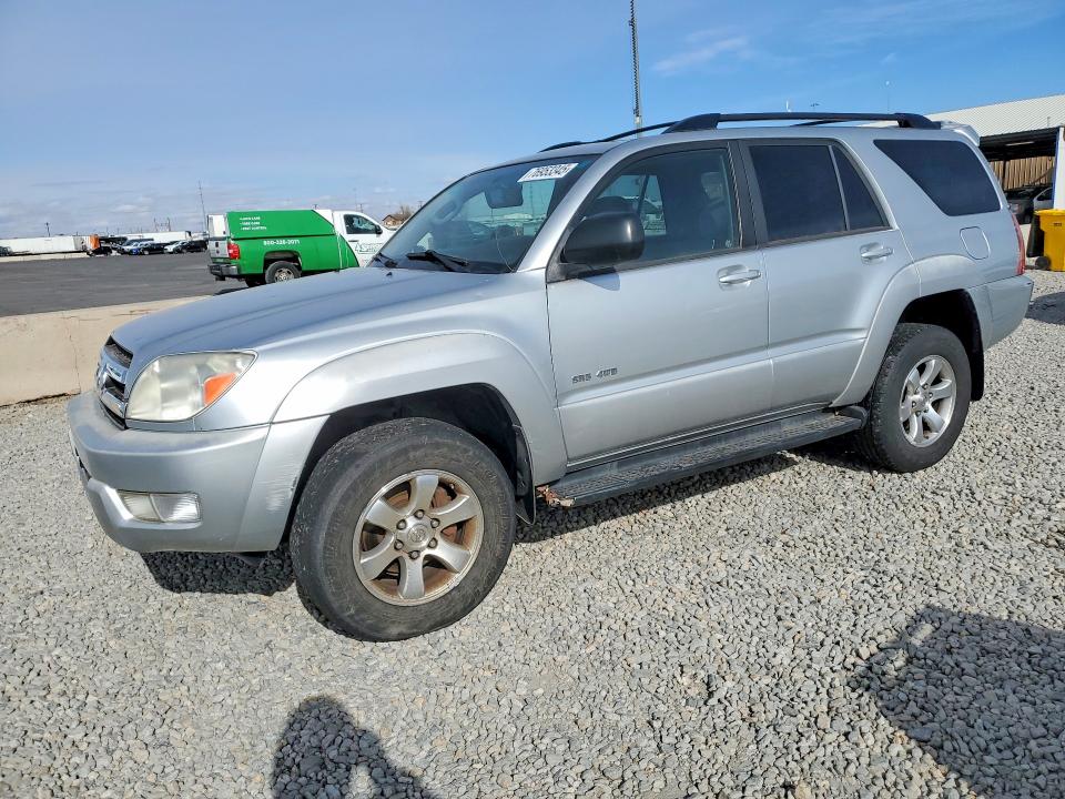TOYOTA 4RUNNER SR 2005 with VIN JTEBU14RX50058289 - Photo from auction