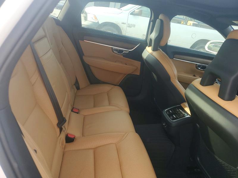 Photo 10 from auction – 2017 VOLVO S90 with VIN YV1A22ML8H1011617