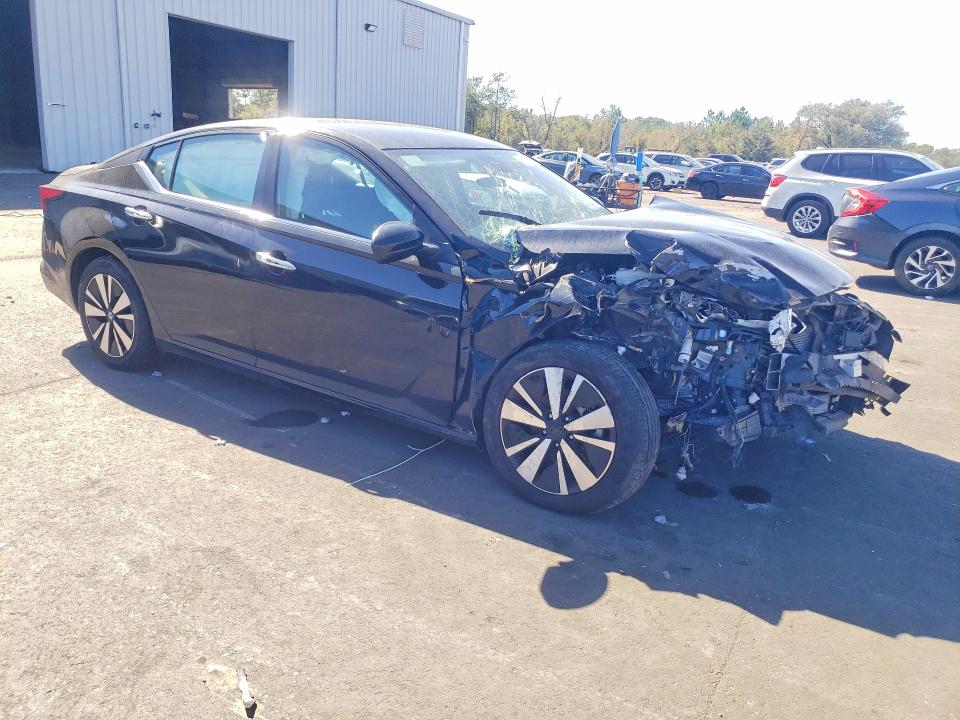 Photo 4 from auction – 2022 NISSAN ALTIMA with VIN 1N4BL4DV7NN306237