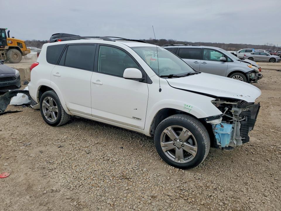 Photo 4 from auction – 2008 TOYOTA RAV4 with VIN JTMBK32V786035978