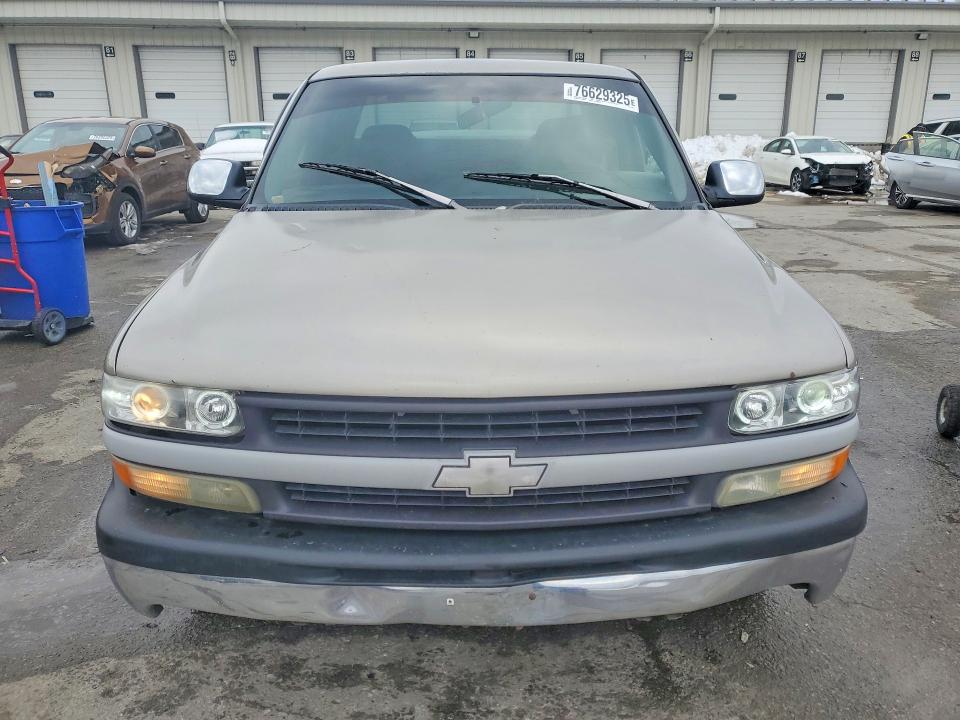 Photo 5 from auction – 1999 CHEVROLET SILVERADO with VIN 1GCEC19T9XZ164210