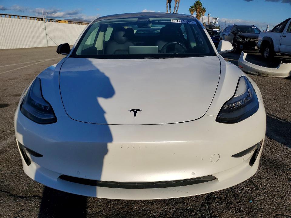 Photo 5 from auction – 2019 TESLA MODEL 3 with VIN 5YJ3E1EA2KF397155