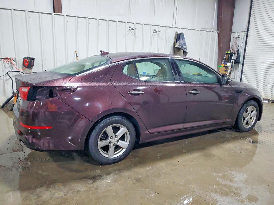 Photo 3 from auction – 2015 KIA OPTIMA with VIN 5XXGM4A71FG430455