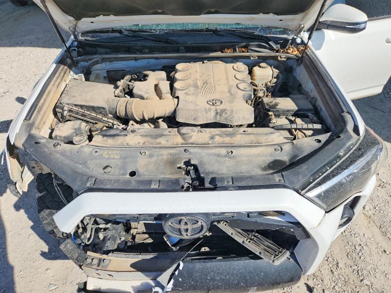 Photo 12 from auction – 2017 TOYOTA 4RUNNER with VIN JTEBU5JR6H5420816