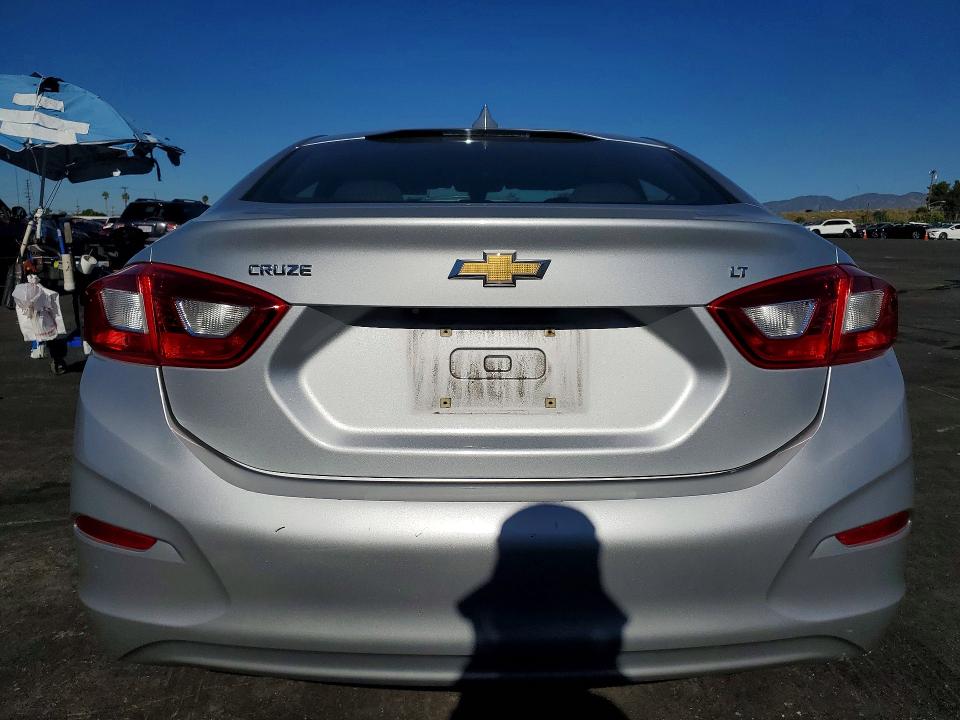 Photo 6 from auction – 2016 CHEVROLET CRUZE with VIN 1G1BE5SM4G7286324