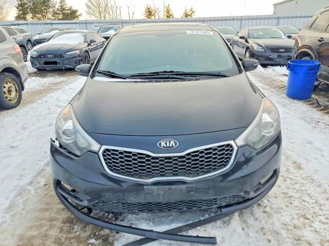 Photo 5 from auction – 2016 KIA FORTE with VIN KNAFZ4A80G5578542