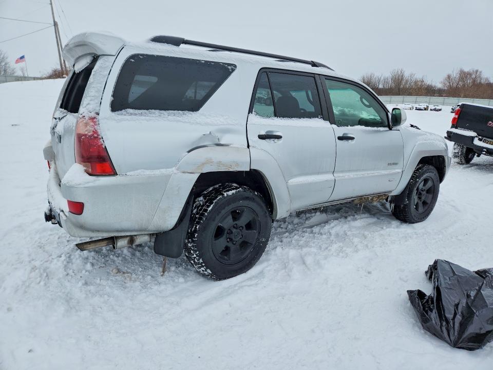 Photo 3 from auction – 2005 TOYOTA 4RUNNER LI with VIN JTEBU17R850057041