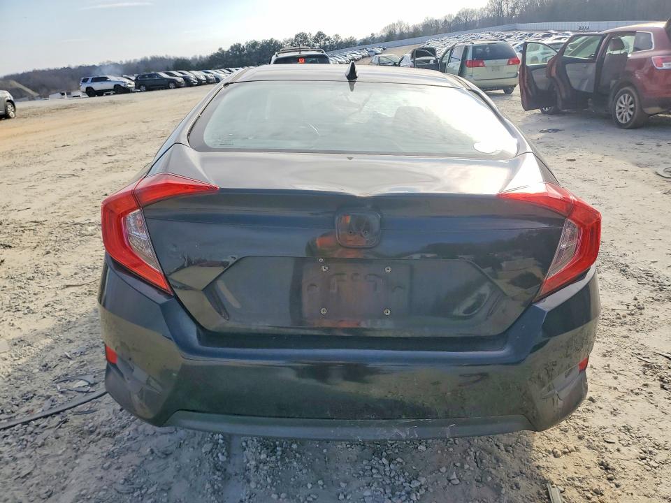 Photo 6 from auction – 2017 HONDA CIVIC EX with VIN 19XFC2F78HE012353