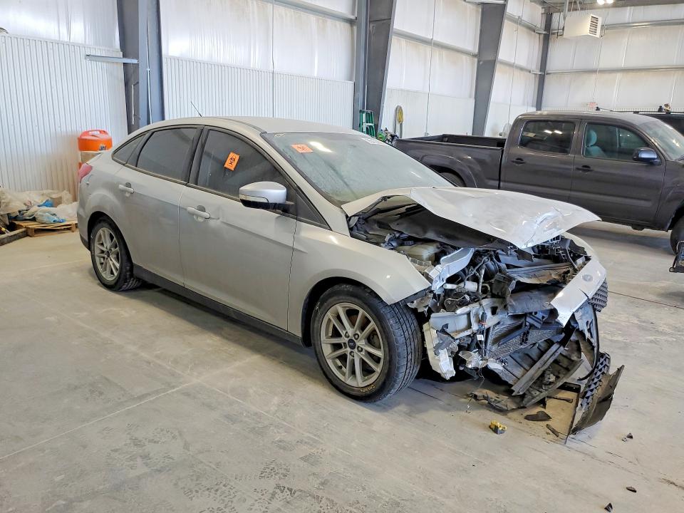Photo 4 from auction – 2016 FORD FOCUS with VIN 1FADP3F2XGL300375