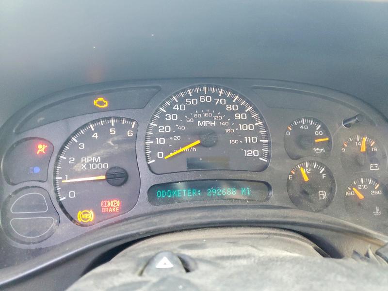 Photo 9 from auction – 2005 GMC NEW SIERRA with VIN 2GTEK13T751400631