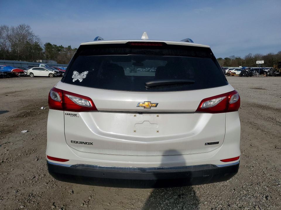 Photo 6 from auction – 2018 CHEVROLET EQUINOX with VIN 2GNAXMEV8J6108782