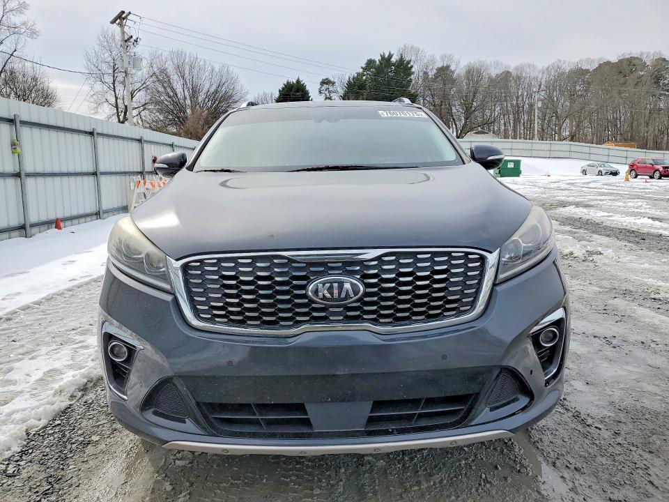 Photo 5 from auction – 2019 KIA SORENTO SX with VIN 5XYPK4A58KG450194