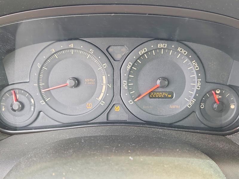 Photo 9 from auction – 2004 CADILLAC SRX with VIN 1GYEE637840171601