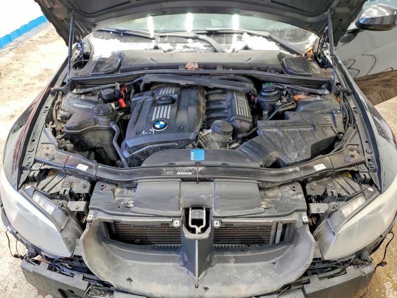 Photo 11 from auction – 2011 BMW 328 I with VIN WBADW3C51BE537245
