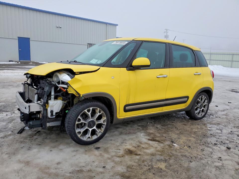 FIAT 500L 2015 with VIN ZFBCFADH7FZ034235 - Photo from auction