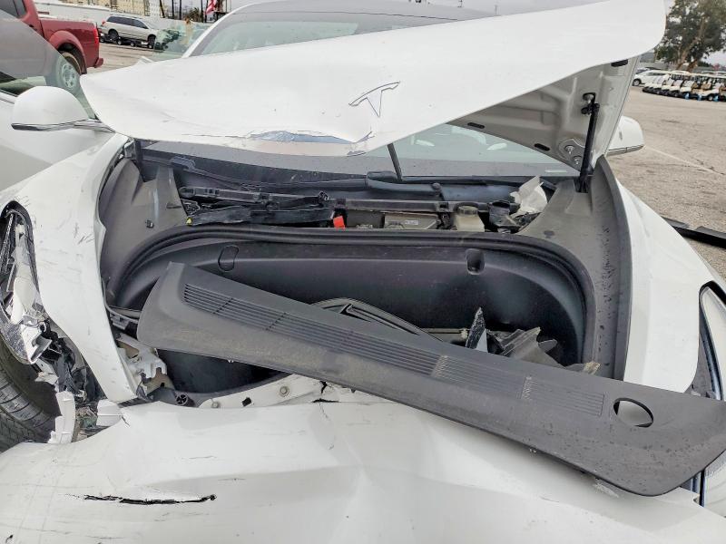 Photo 11 from auction – 2019 TESLA MODEL 3 with VIN 5YJ3E1EA0KF310577
